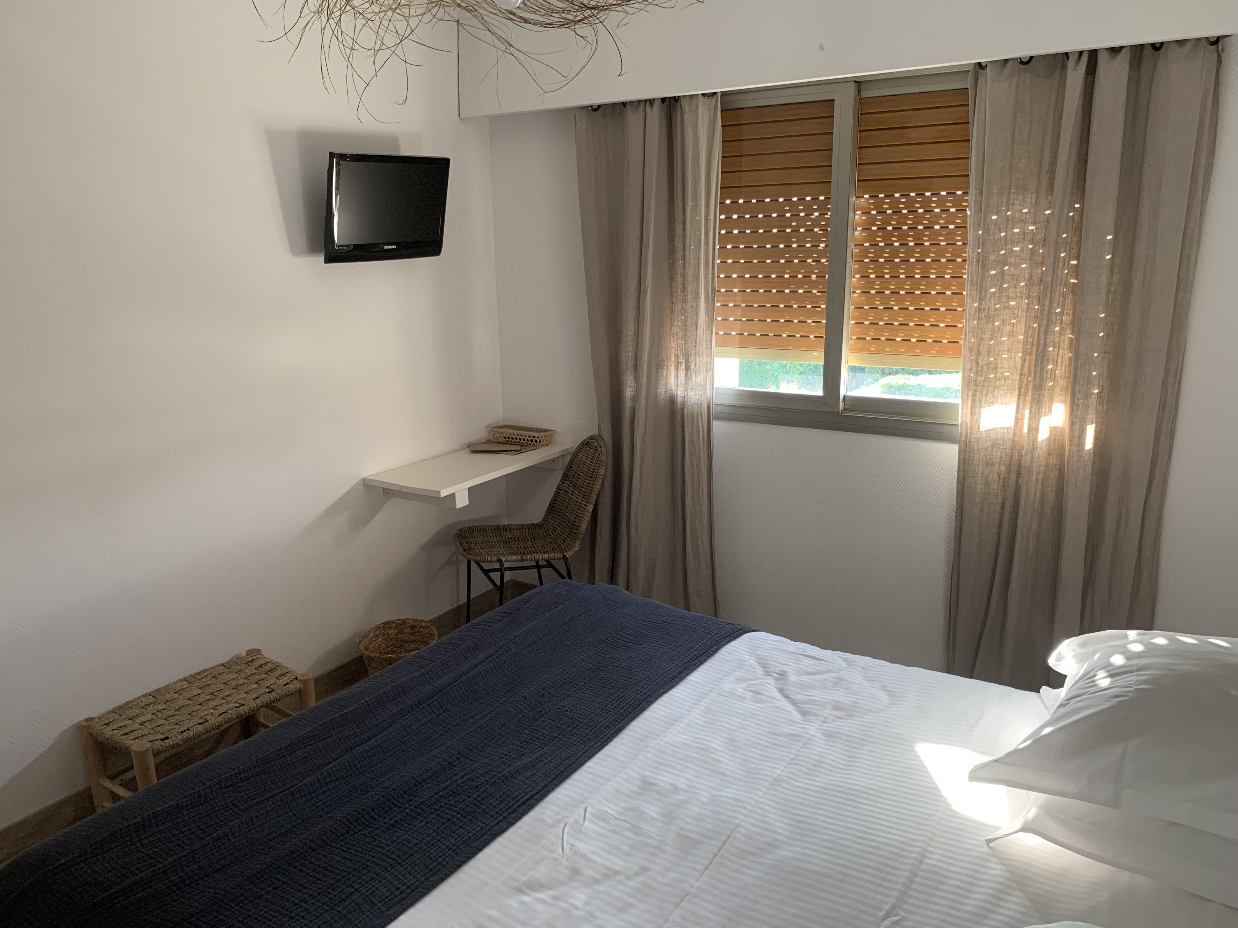 Blanc Sable Hotel - Bedroom