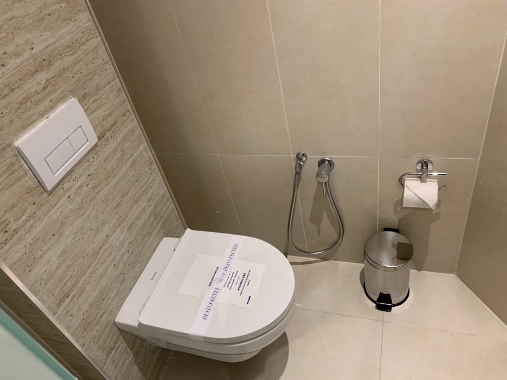 One premium resort hammamet room - toilet
